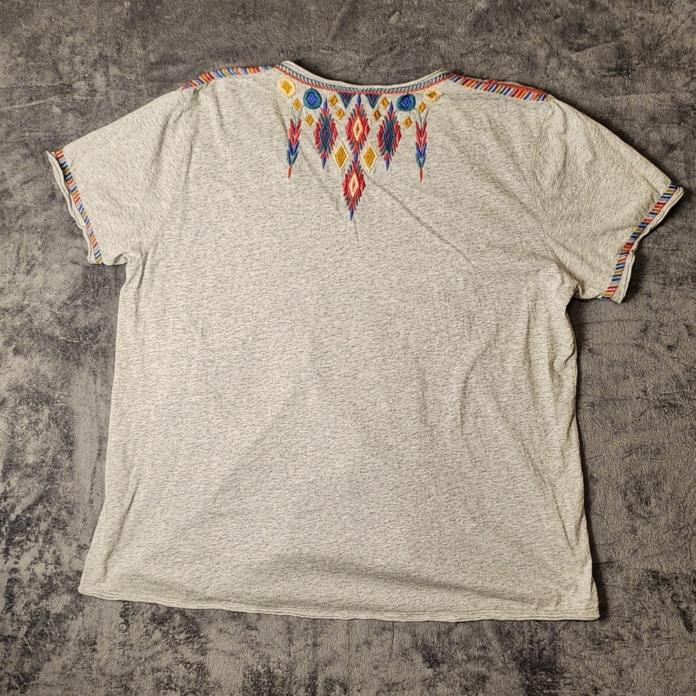 Johnny Was Gray V-Neck T-Shirt with Multicolor Geometric Embroidered Front - Picture 3 of 11